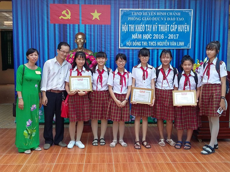 Một số hình ảnh quá trình tự đánh giá năm học 2016-2017